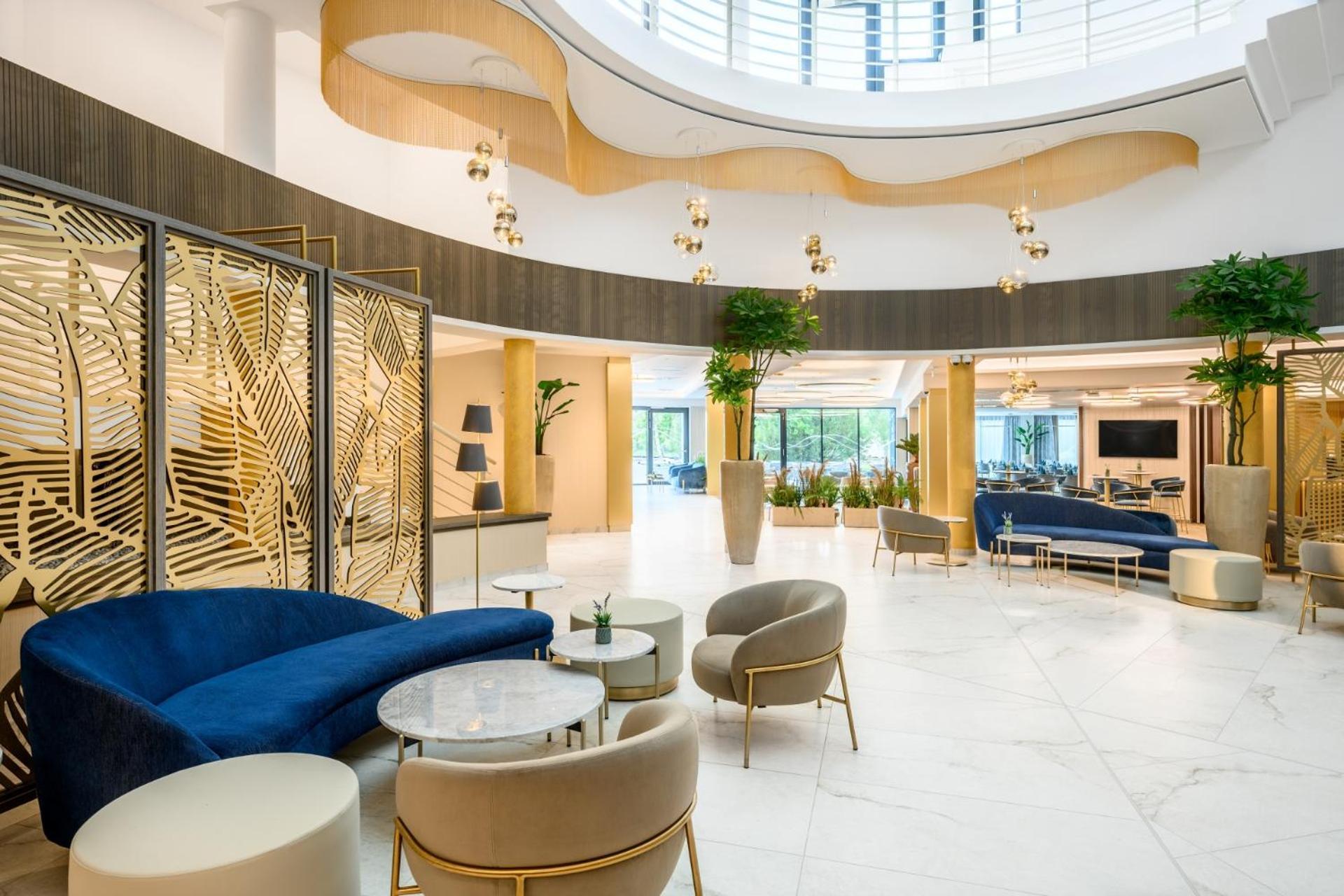 Kenese Bay Garden Resort & Conference Balatonkenese Dış mekan fotoğraf