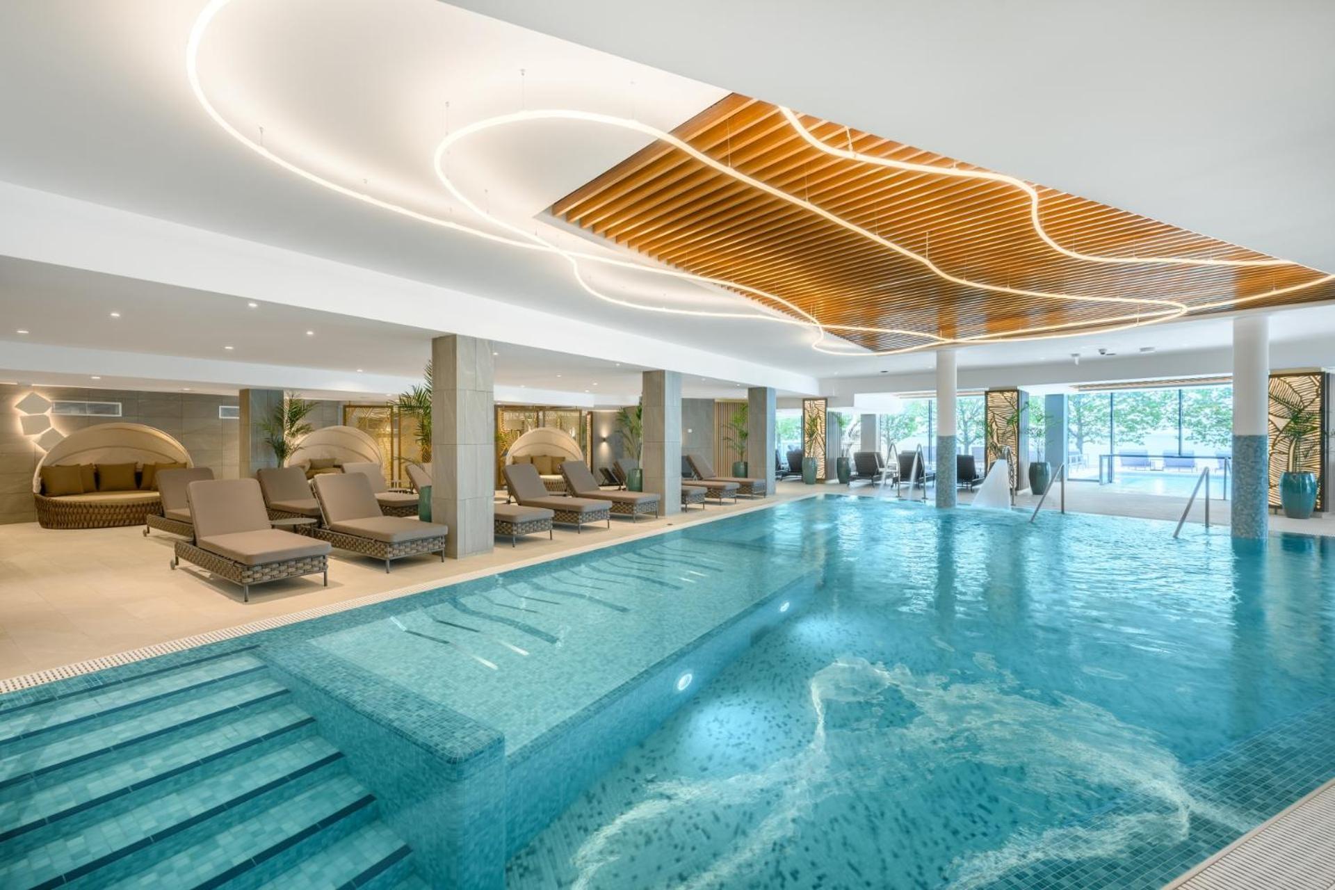 Kenese Bay Garden Resort & Conference Balatonkenese Dış mekan fotoğraf