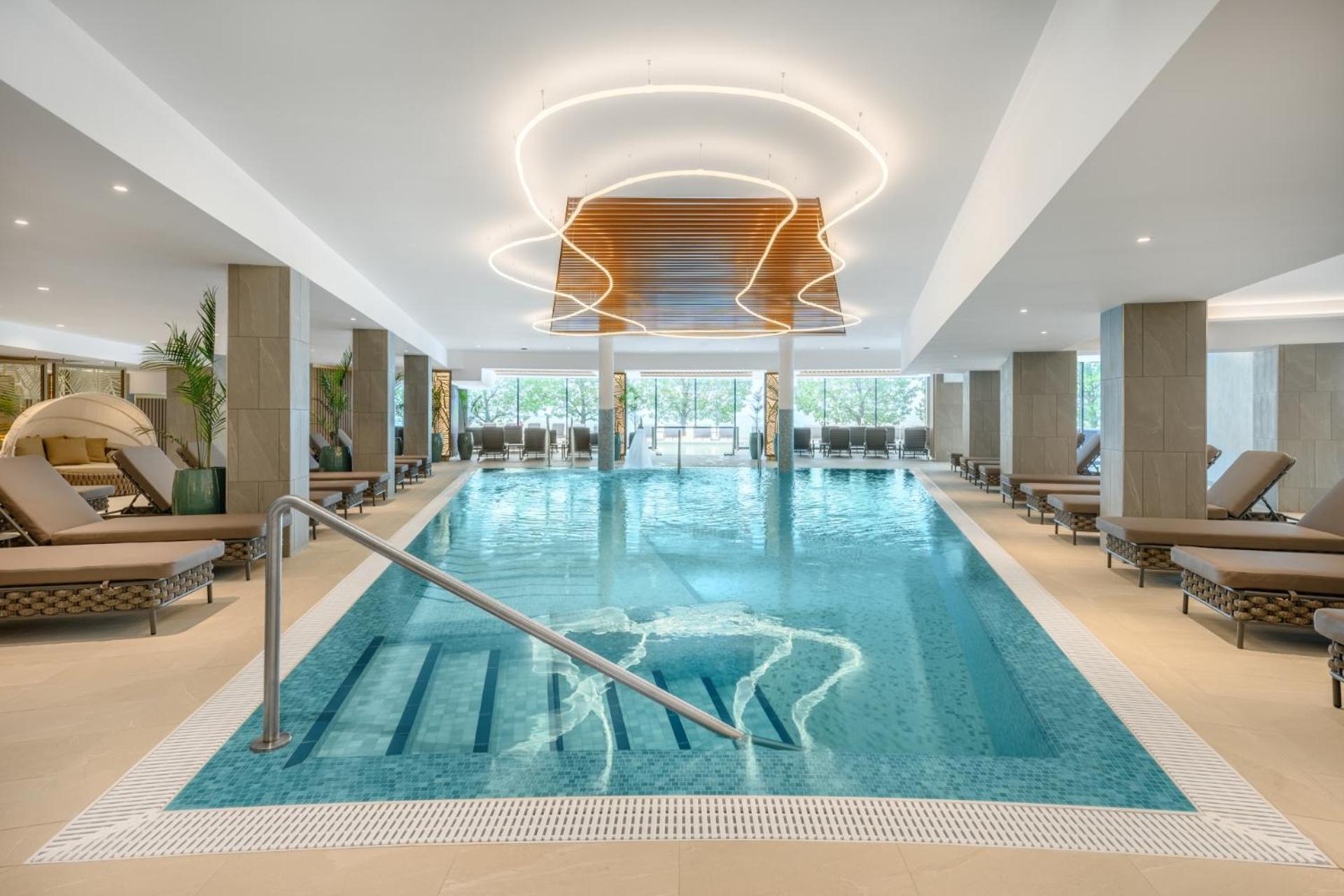 Kenese Bay Garden Resort & Conference Balatonkenese Dış mekan fotoğraf