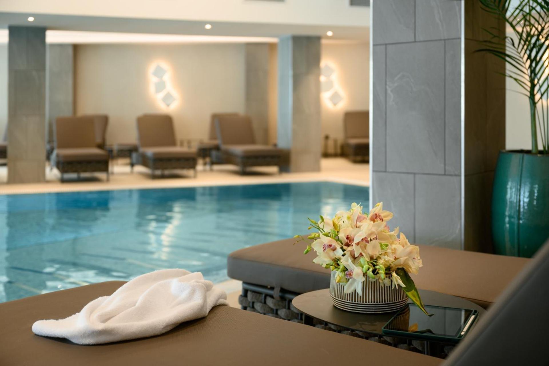 Kenese Bay Garden Resort & Conference Balatonkenese Dış mekan fotoğraf